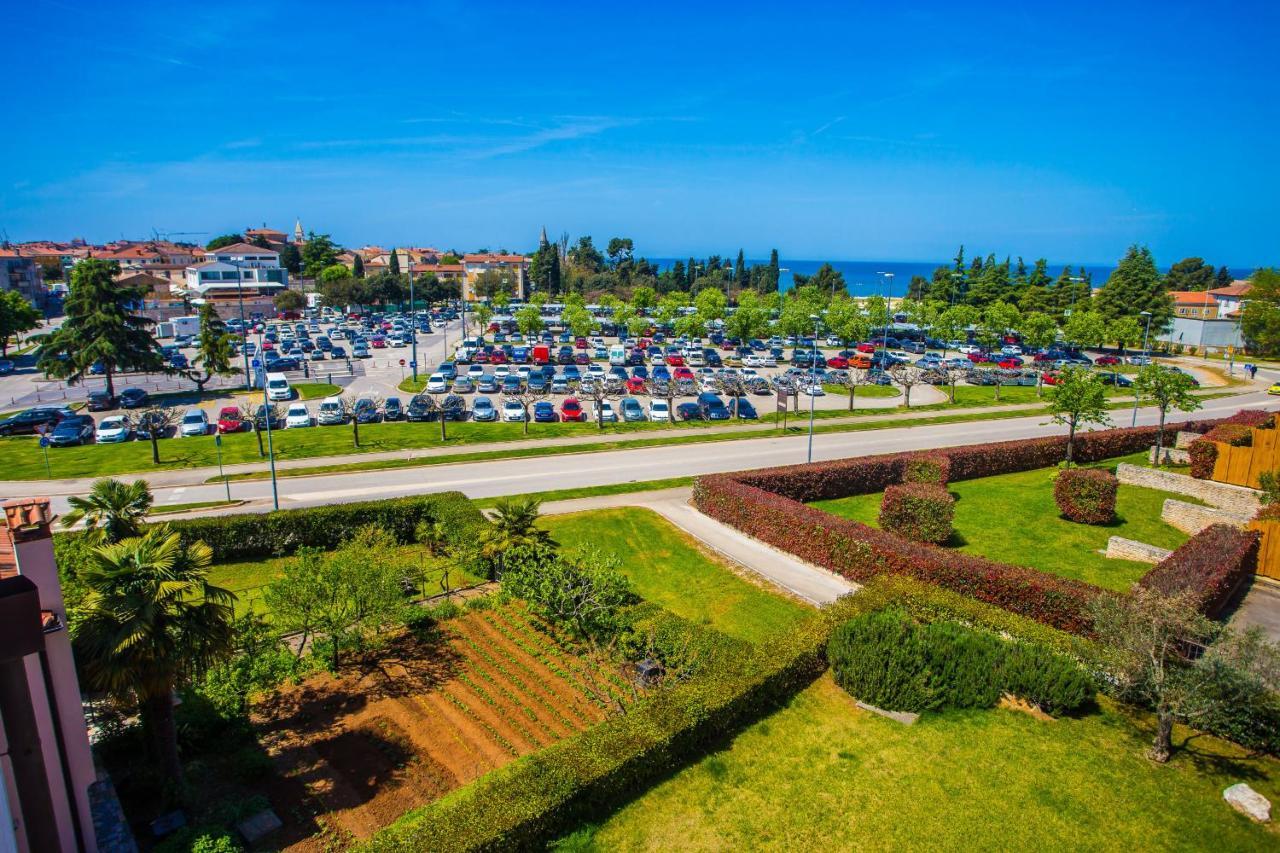 Apartment Dora Near Sea And Center With Private Garage بوريتش المظهر الخارجي الصورة